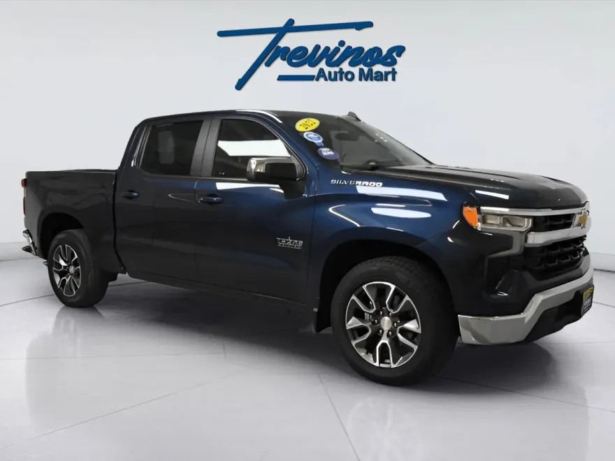2022 Chevrolet Silverado 1500 LT photo 1