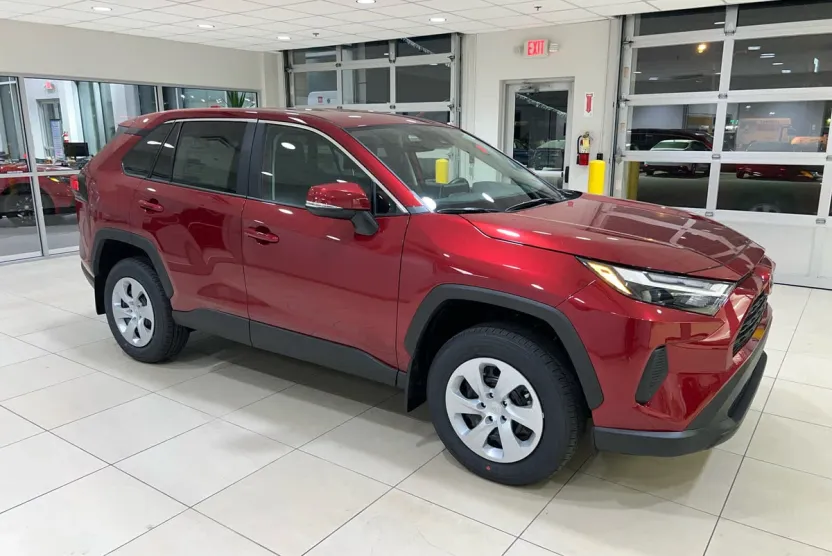 2025 Toyota RAV4 LE photo 1