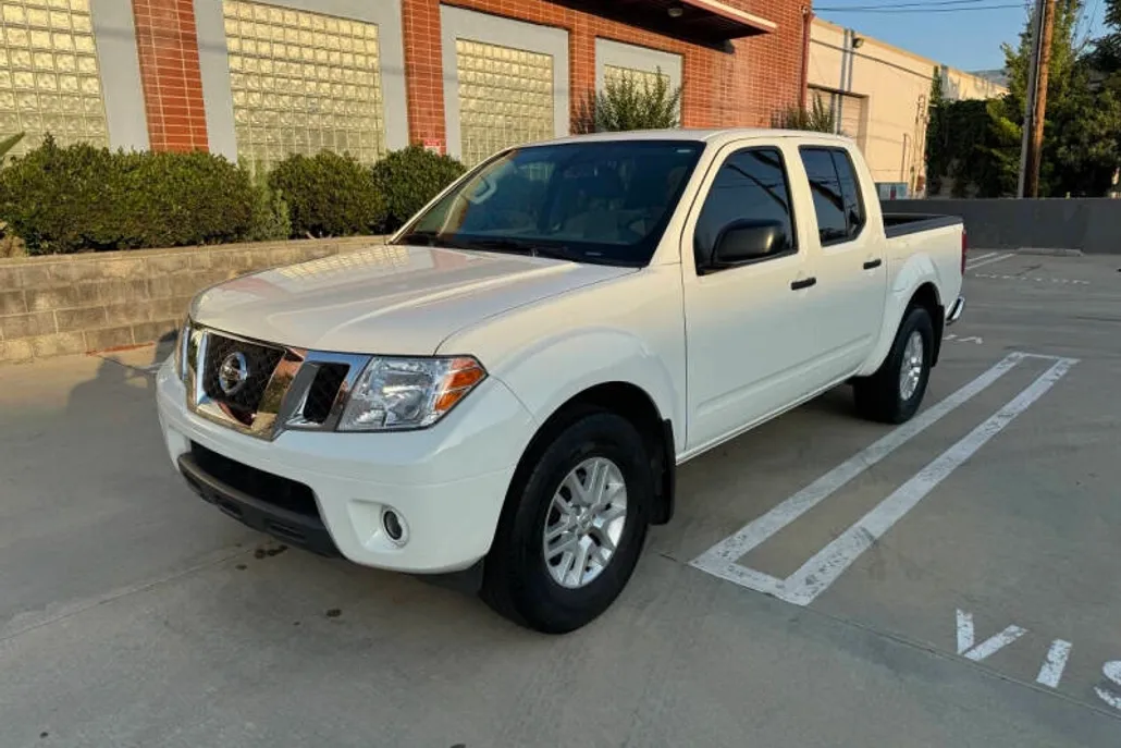 2021 Nissan Frontier SV photo 1