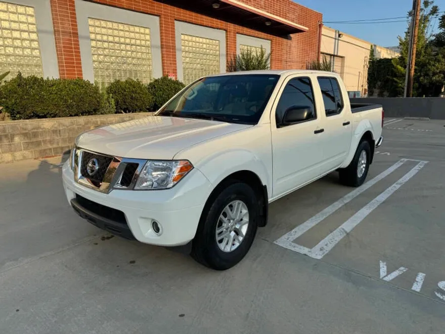2021 Nissan Frontier SV photo 1