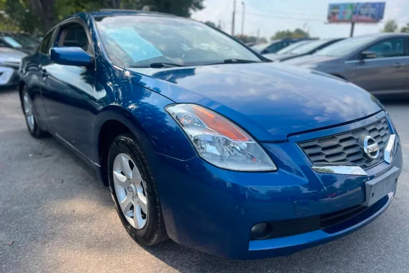 2008 Nissan Altima 2.5 S photo 1