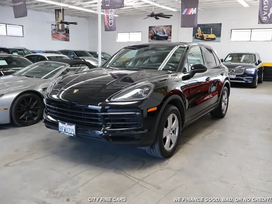 2019 Porsche Cayenne photo 1