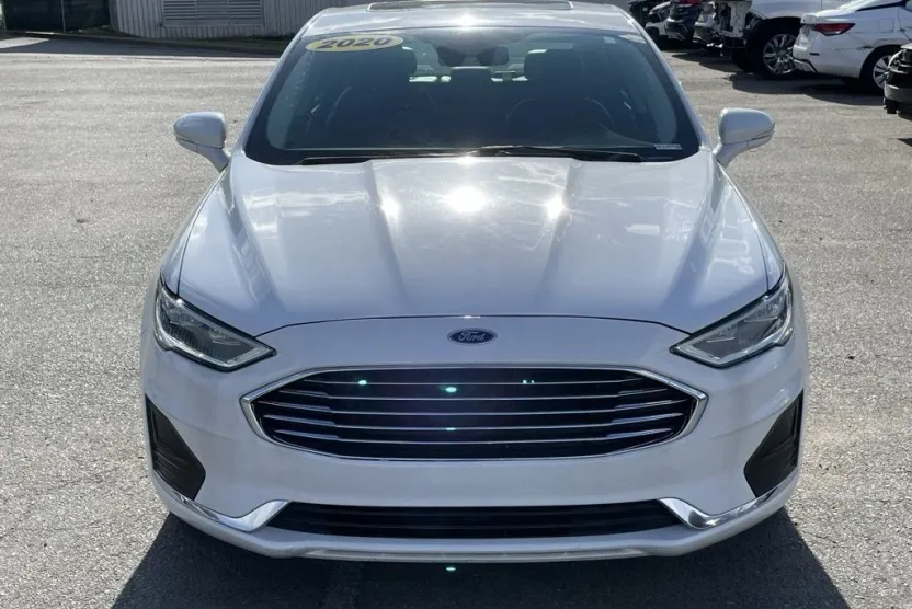 2020 Ford Fusion SEL photo 1