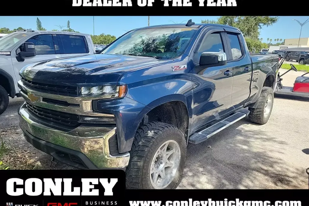 2019 Chevrolet Silverado LT photo 1