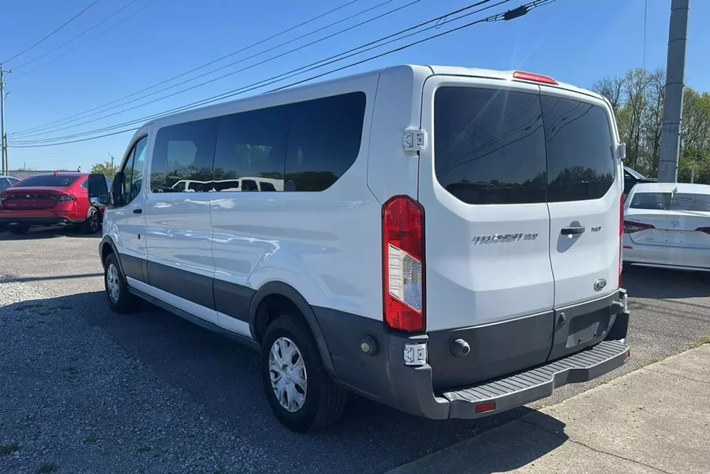 2015 Ford Transit XLT Van photo 1