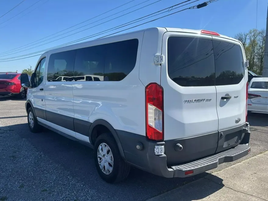 2015 Ford Transit XLT Van photo 1