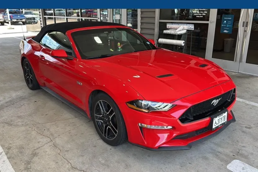 2019 Ford Mustang GT Premium photo 1