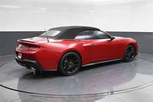 2024 Ford Mustang EcoBoost Premium photo 3