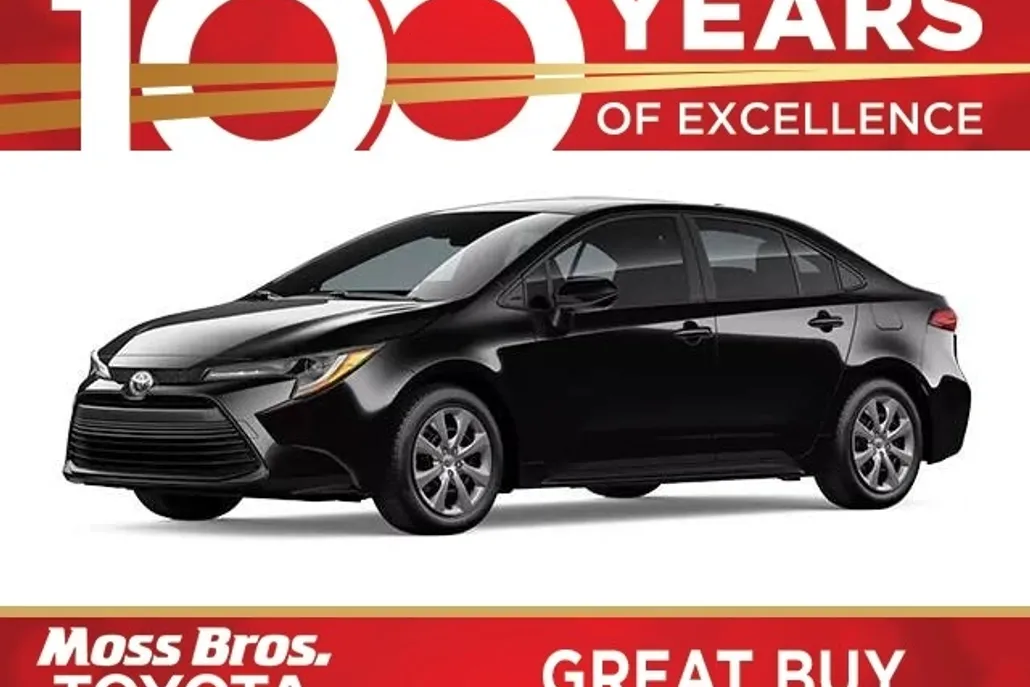 2026 Toyota Corolla LE photo 1