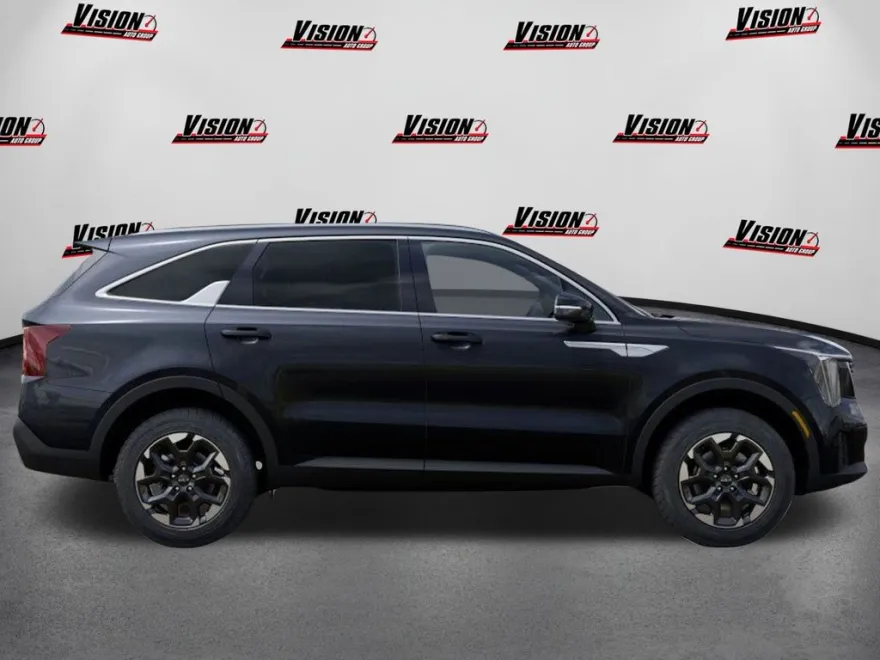 2025 Kia Sorento S photo 1