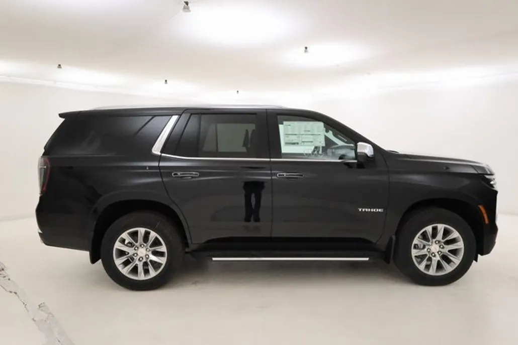 2026 Chevrolet Tahoe Premier photo 1