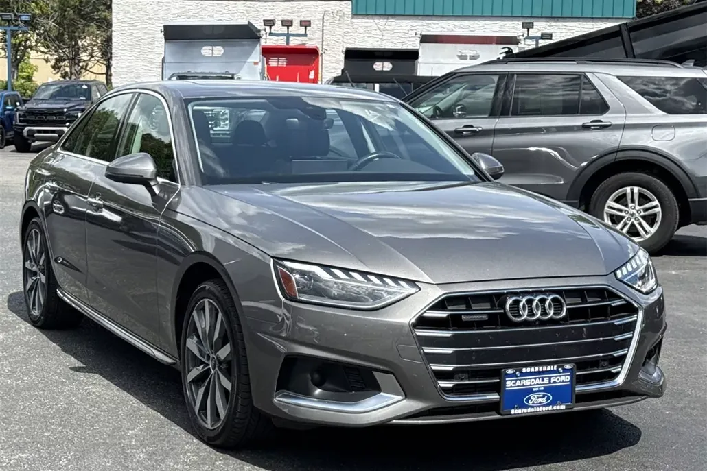 2021 Audi A4 40 Premium Plus Quattro photo 1