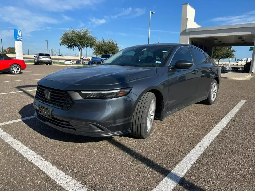 2023 Honda Accord LX photo 1