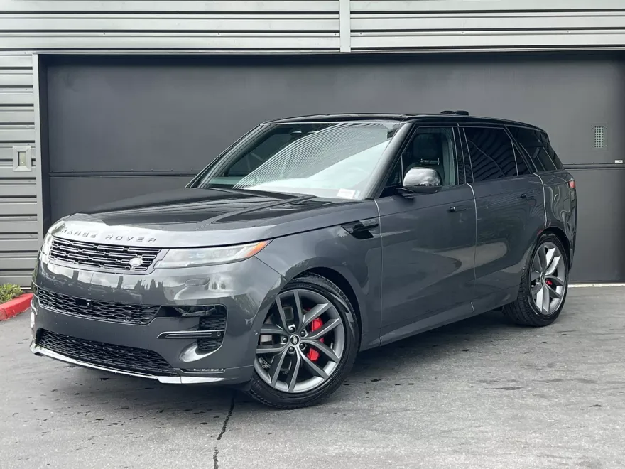 2025 Land Rover Range Rover Sport SE photo 1