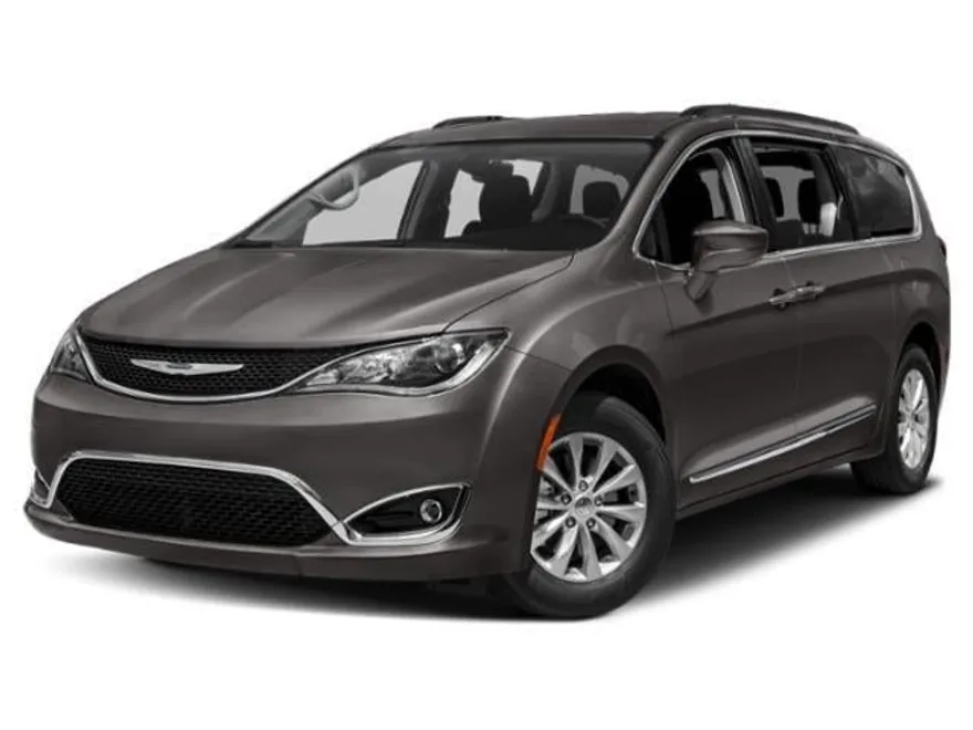 2019 Chrysler Pacifica Touring Plus photo 1