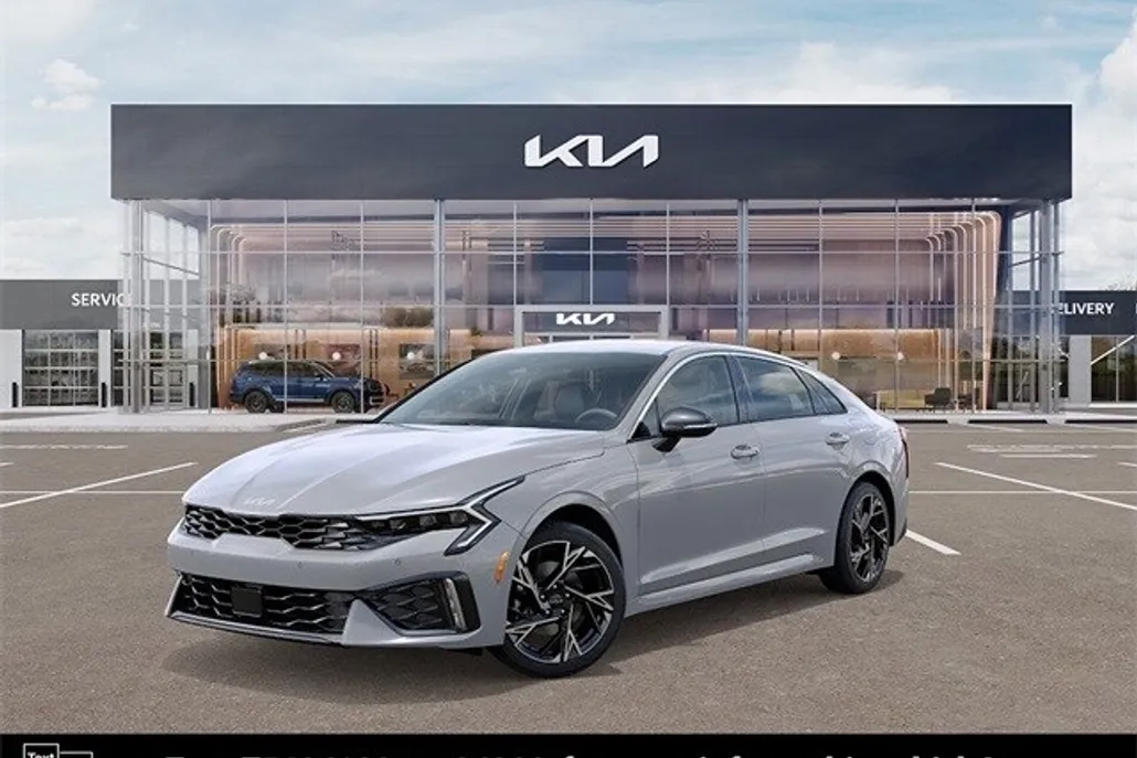 2026 Kia K5 GT-Line photo 1