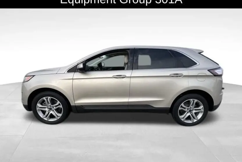 2018 Ford Edge Titanium photo 1