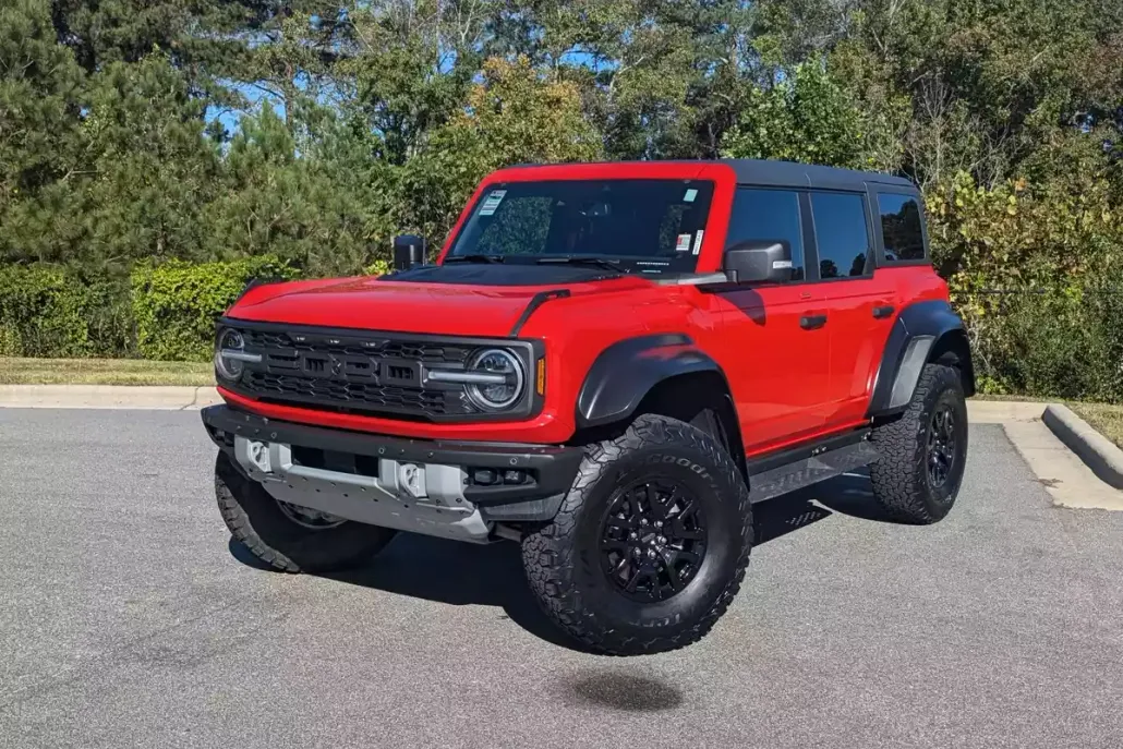 2023 Ford Bronco Raptor photo 1