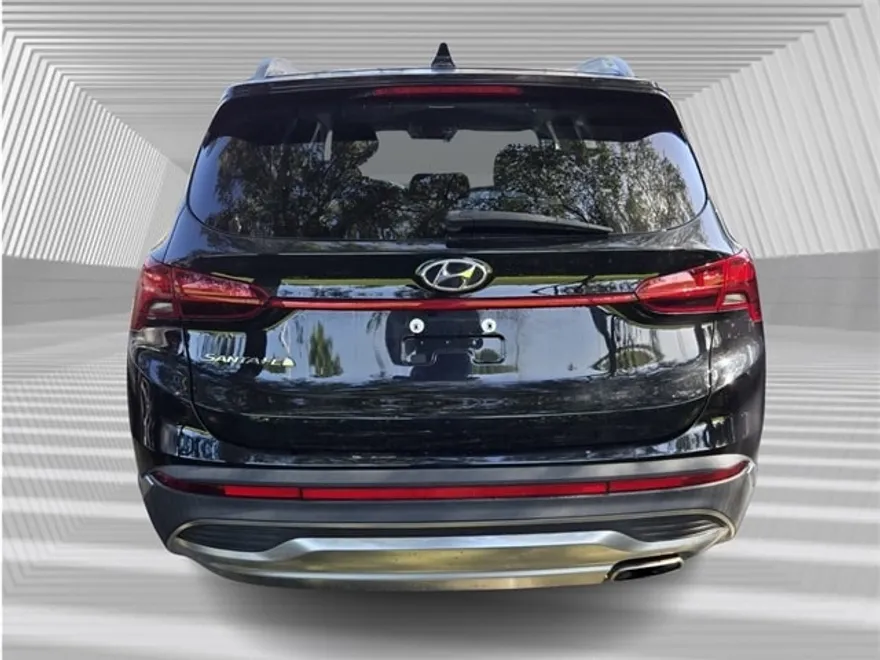 2022 Hyundai Santa Fe SEL photo 1