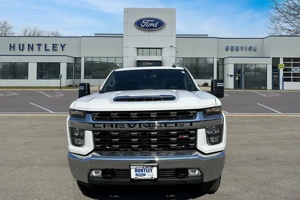 2022 Chevrolet Silverado 3500HD LT photo 1