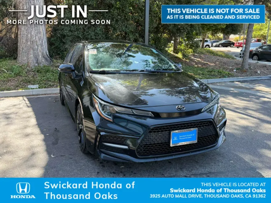 2021 Toyota Corolla SE photo 1