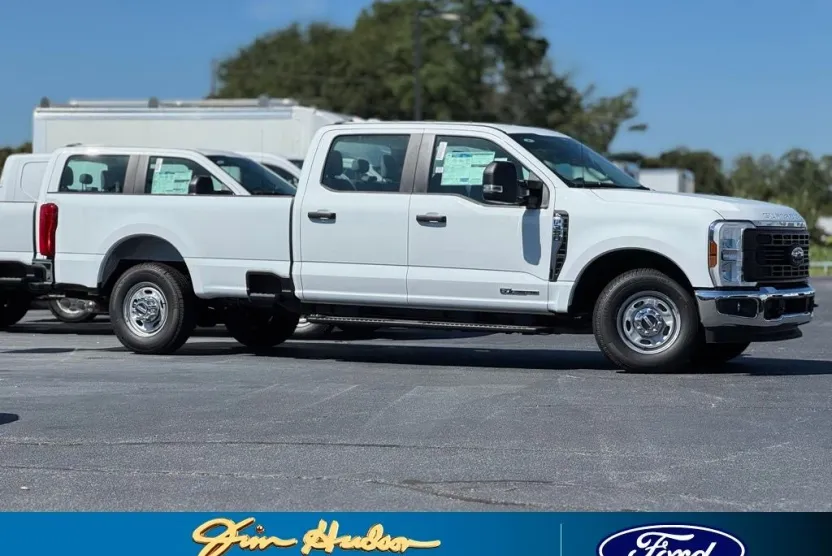 2026 Ford F-350 photo 1