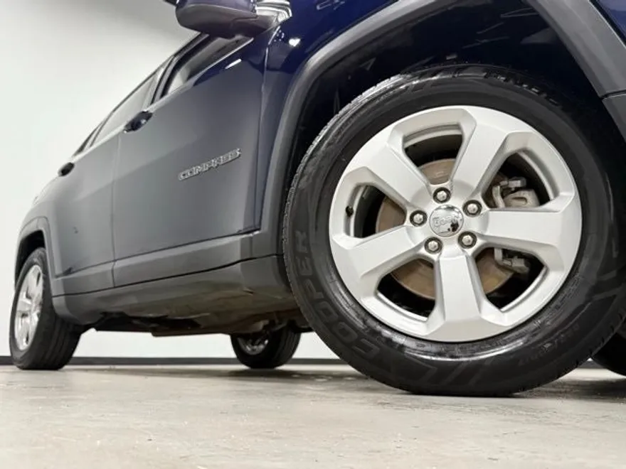2019 Jeep Compass Latitude photo 1