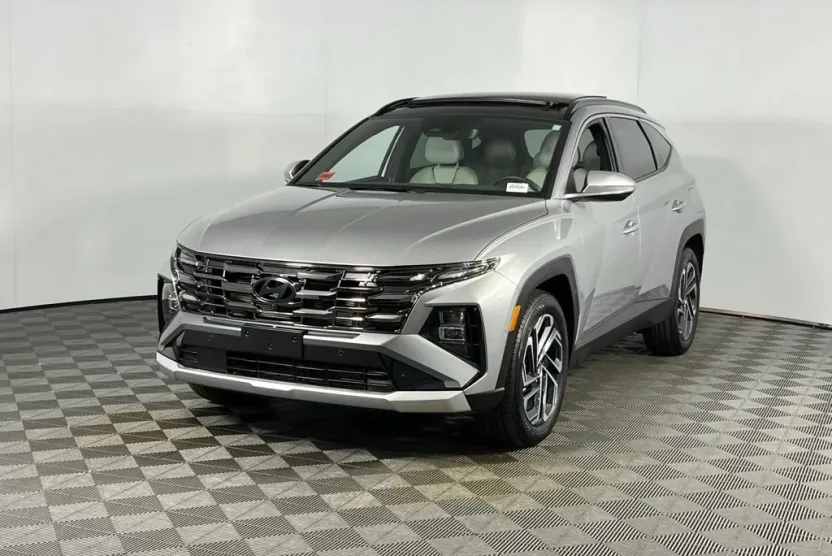 2025 Hyundai Tucson Limited photo 1