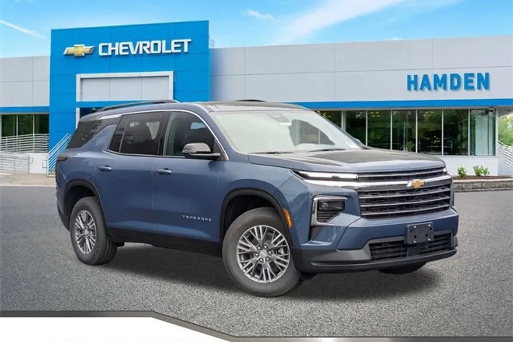2026 Chevrolet Traverse photo 1