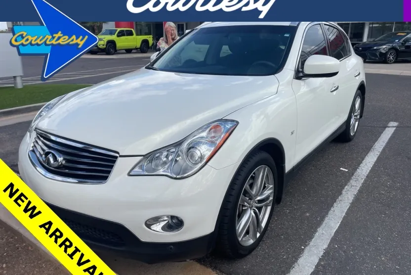 2015 Infiniti QX50 Journey photo 1