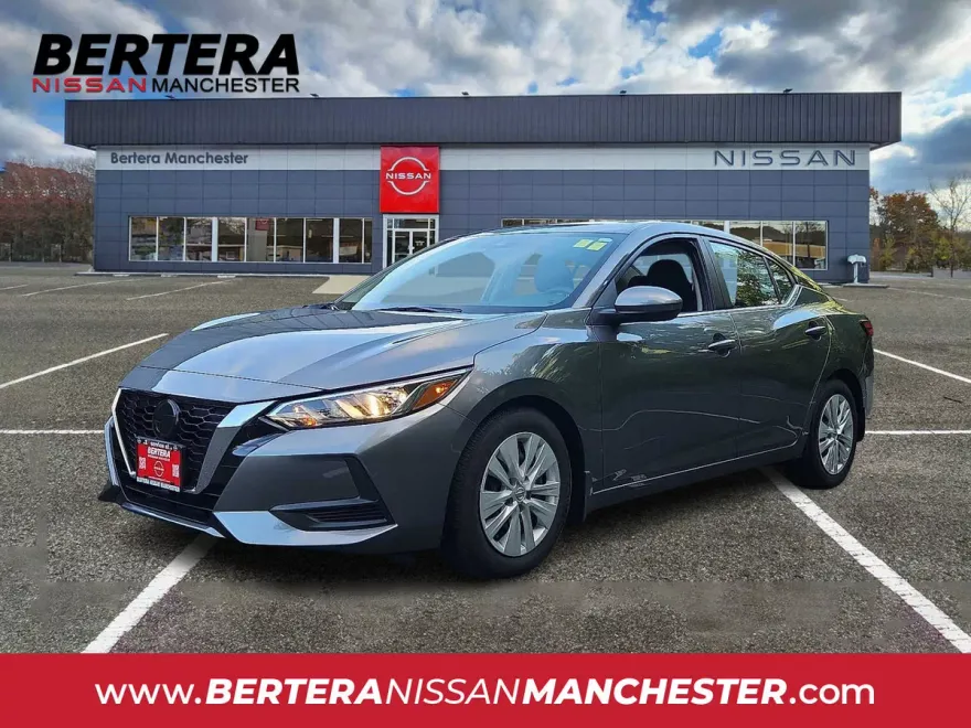 2022 Nissan Sentra S photo 1