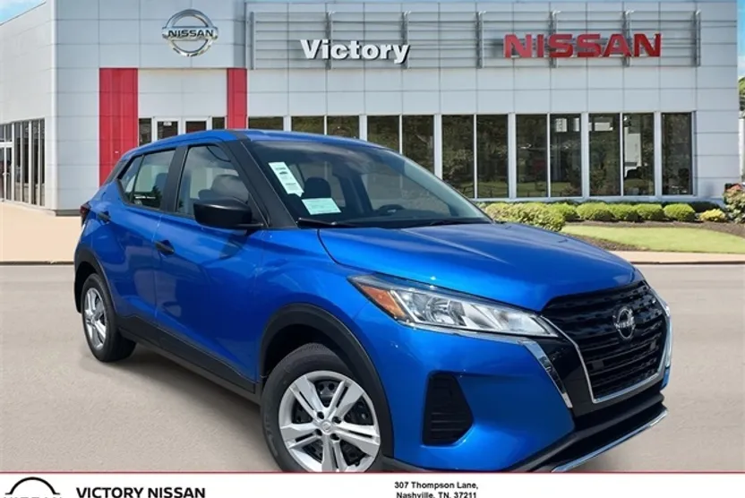 2025 Nissan Kicks Play S photo 1