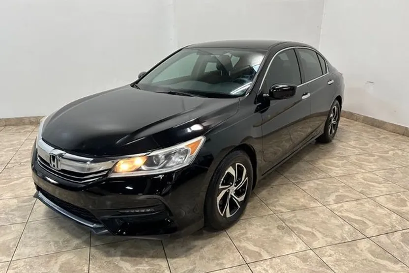 2016 Honda Accord LX photo 1