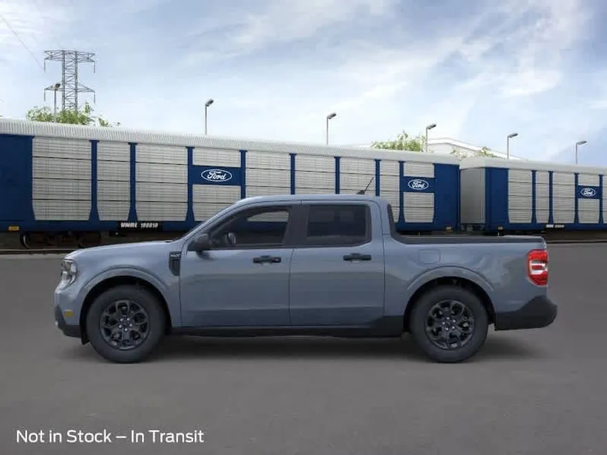 2025 Ford Maverick XLT photo 1