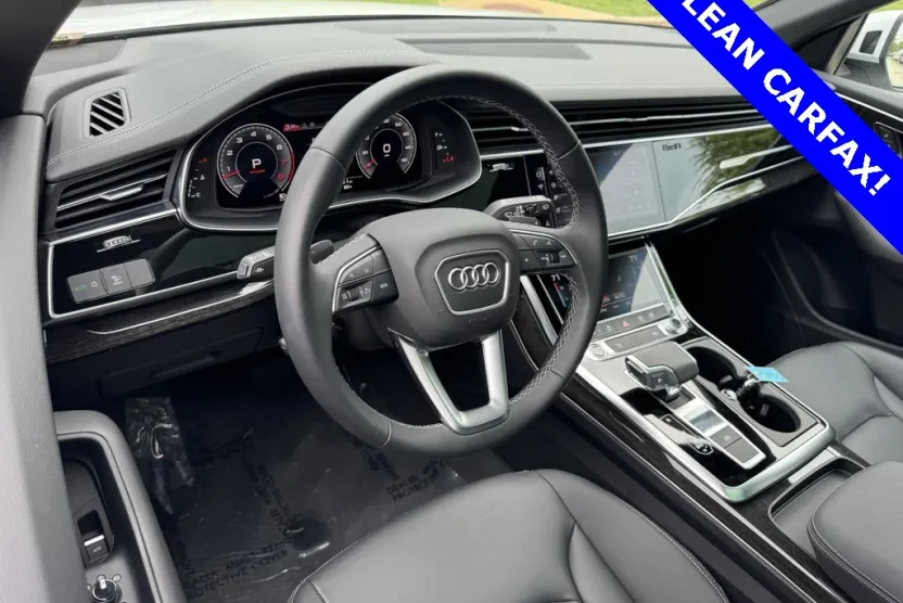 2024 Audi Q8 55 Premium photo 1