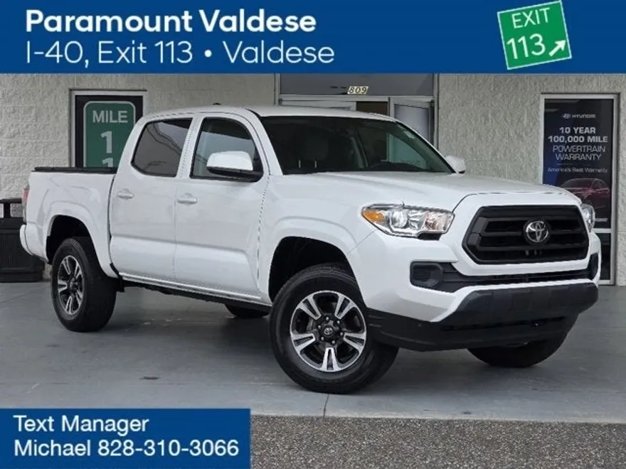 2023 Toyota Tacoma 4x4 SR photo 1