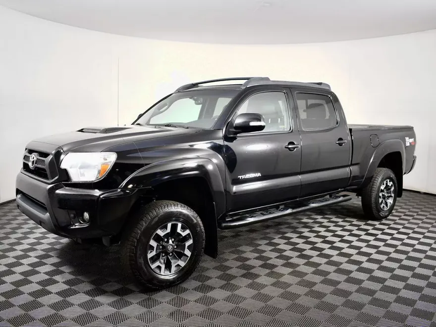 2013 Toyota Tacoma Double Cab V6 4x4 photo 1