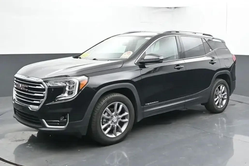2024 Gmc Terrain SLT photo 1