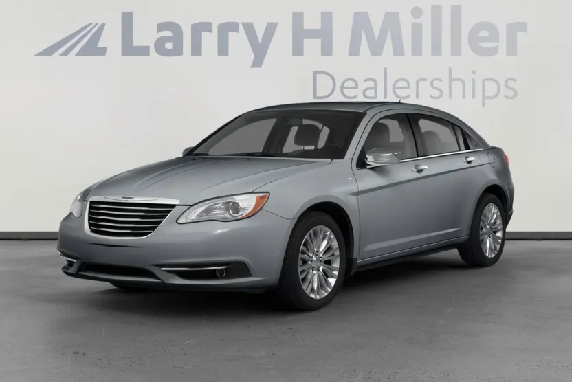 2014 Chrysler 200 Touring photo 1