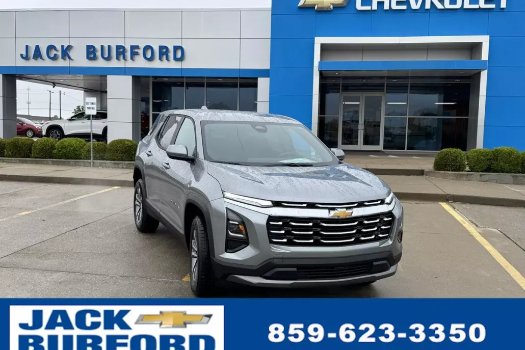 2026 Chevrolet Equinox LT photo 1