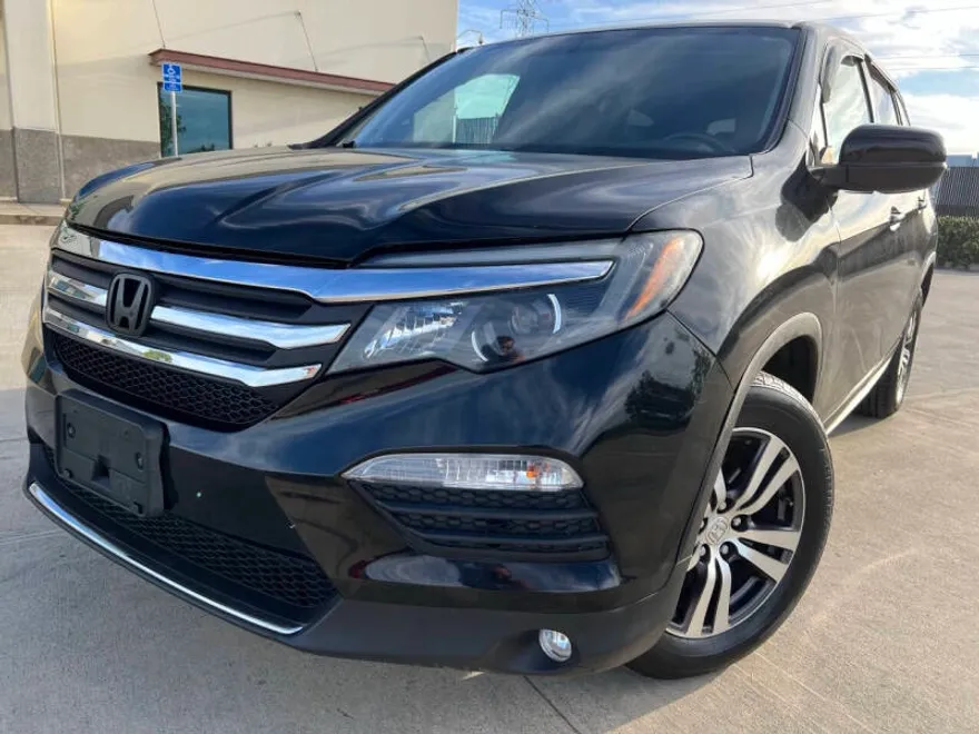 2016 Honda Pilot EX-L photo 1