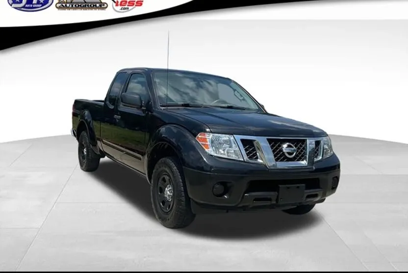 2016 Nissan Frontier S photo 1