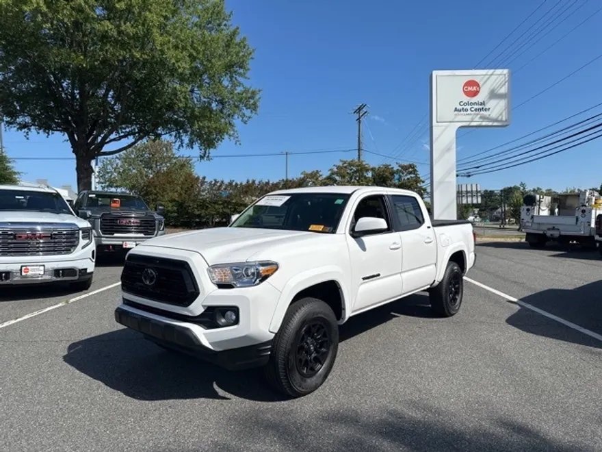 2022 Toyota Tacoma SR5 4x4 V6 photo 1