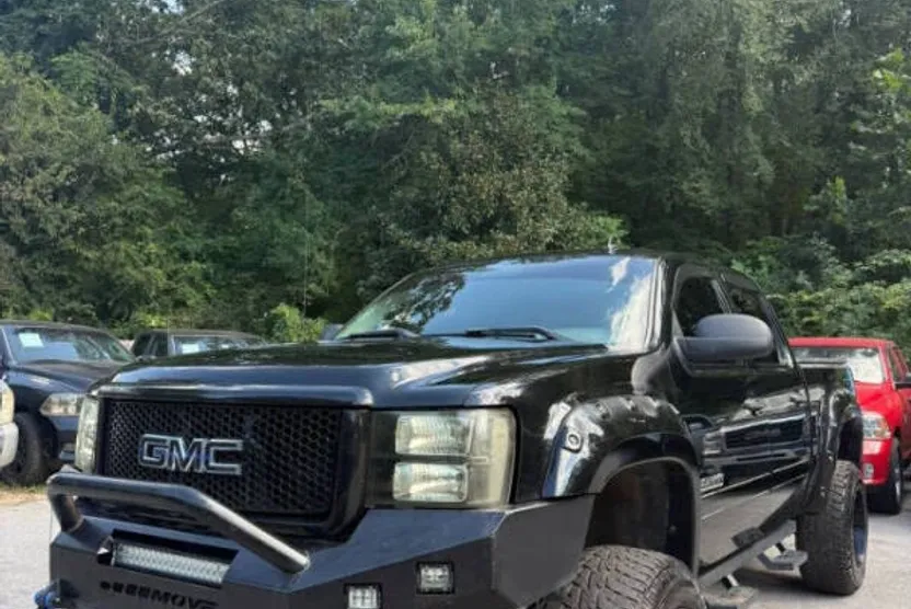 2011 Gmc Sierra 1500 SL photo 1
