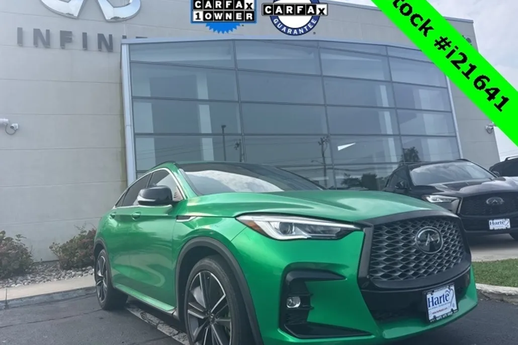 2022 Infiniti QX55 Luxe photo 1