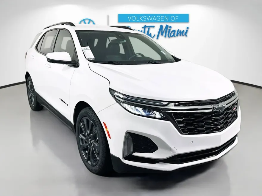 2022 Chevrolet Equinox RS photo 1