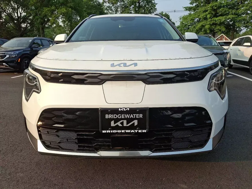 2025 Kia Niro EV Wind photo 1