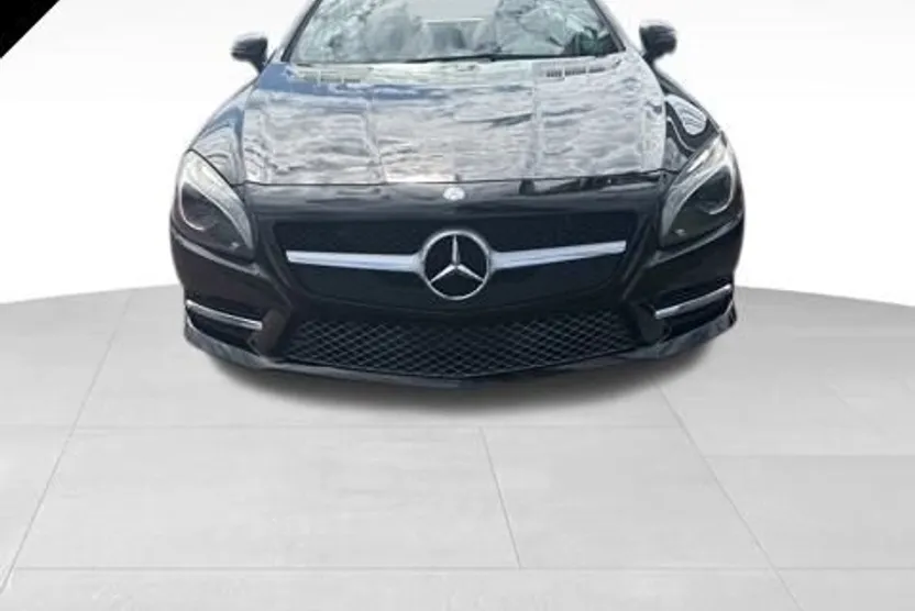2015 Mercedes Benz SL 550 photo 1