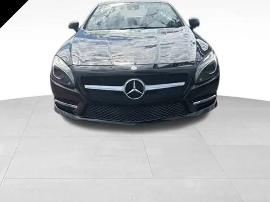 2015 Mercedes Benz SL 550 photo 1