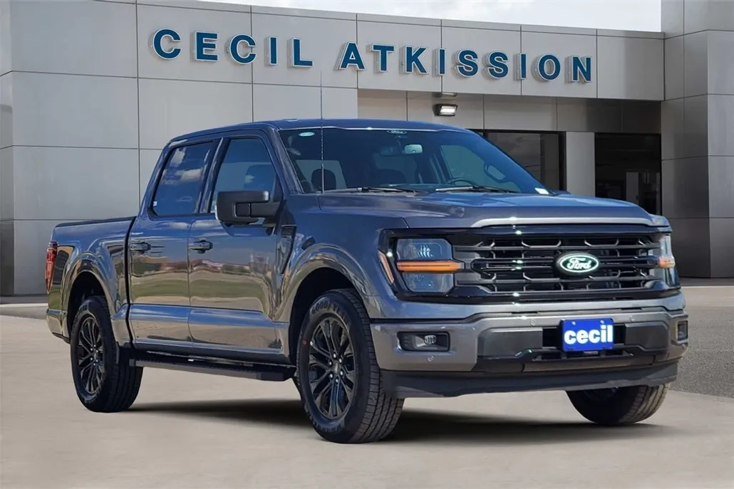 2025 Ford F-150 XLT photo 1